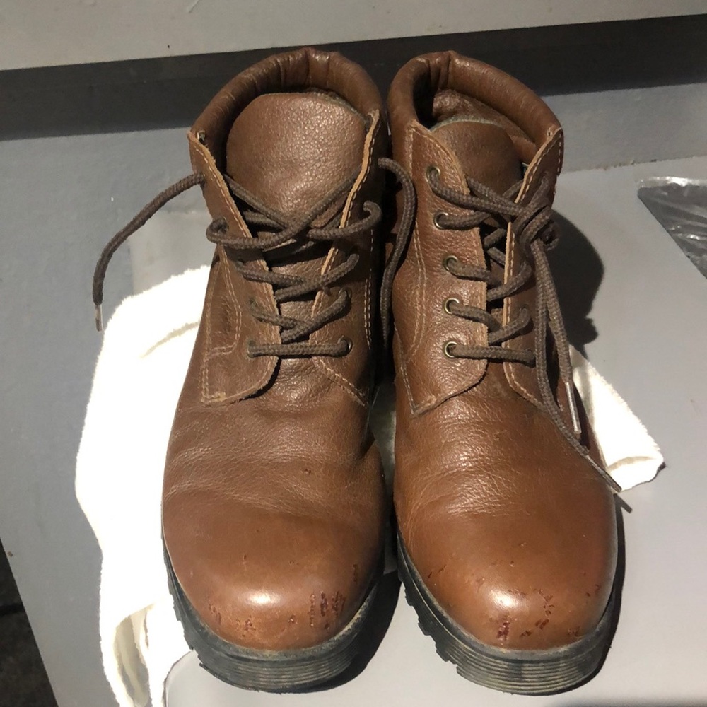 Khombu Hiking Boots size 8 z.nice coffee Brown ..color